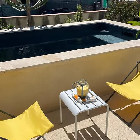 Maison Et Jardin بيت للعطل لا سيوتا